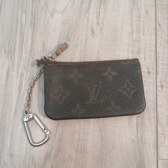 Louis Vuitton monogram Key Chain w/ coin purse - Picture 1 of 11